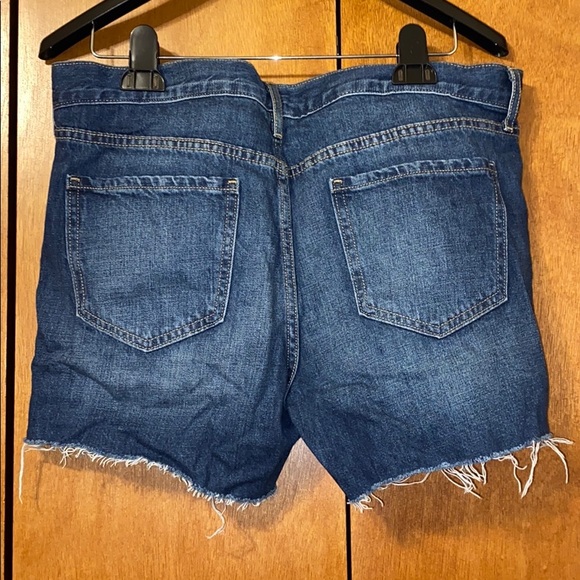 Old Navy denim shorts - Picture 3 of 5